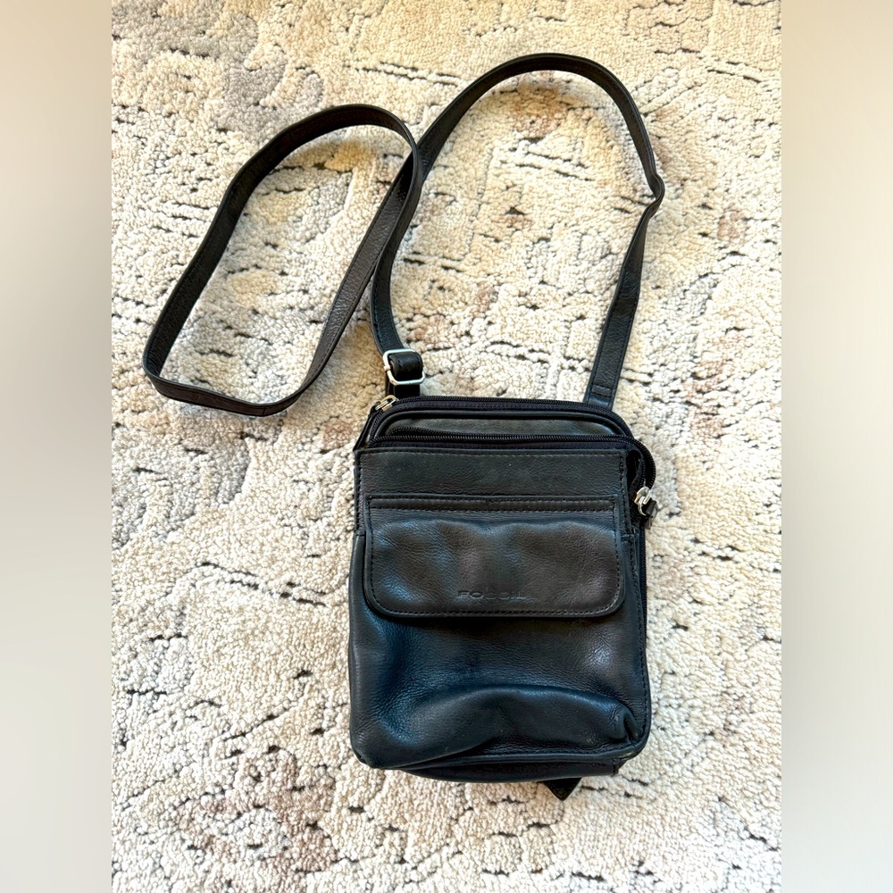 Fossil vintage black leather crossbody bag